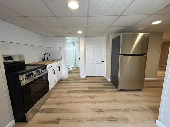 (undisclosed Address), Wyandanch, NY 11798