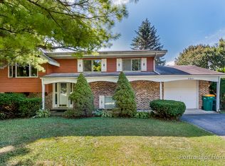 27W051 Jewell Rd, Winfield, IL 60190