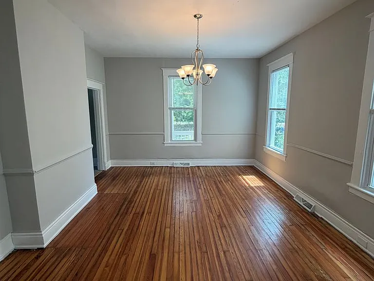 3511 1st Ave — Photo 13