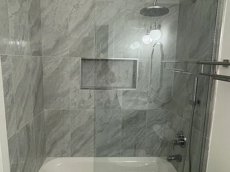 607 Main St #1 — Photo 4