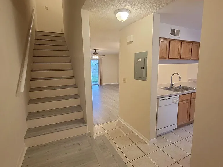 5194 Sunridge Palms Dr #5194 — Photo 5
