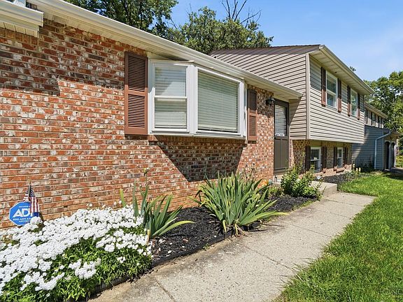 5th image of 8739 Exeter Pl