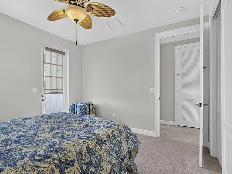 222 Tresana Blvd #44 — Photo 40