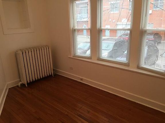 4th image of 6417 N Wayne Ave