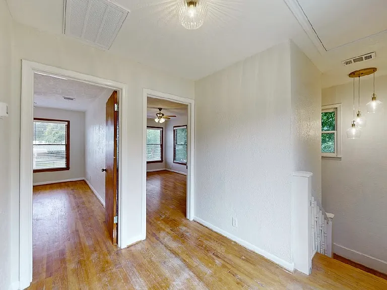 511 Homestead St — Photo 15