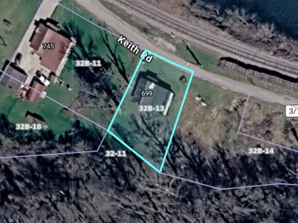 699 Keith Rd, Orgas, WV 25148