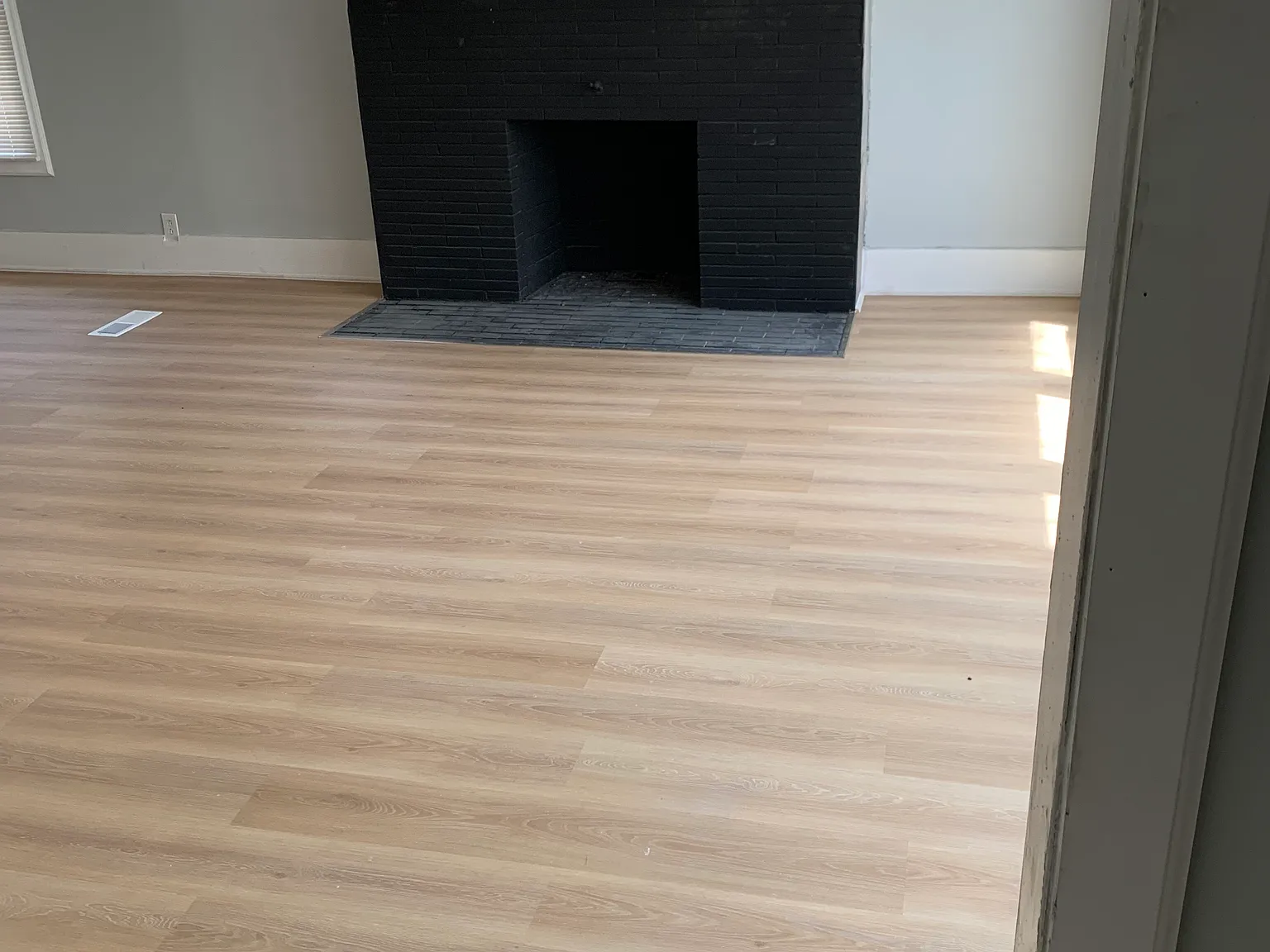 3 bed, $1,550 — Photo 4