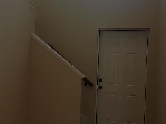 5th image of 5008 NW Coventry Cir