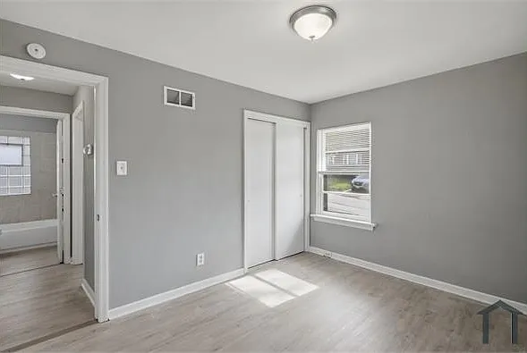 4502 Stivers St — Photo 8