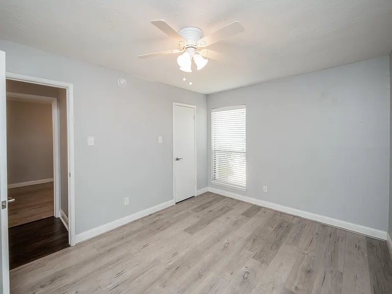 2903 Pepper Wood Dr — Photo 13