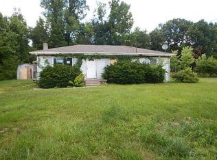 192 W Berna Dr, Scottsburg, IN 47170