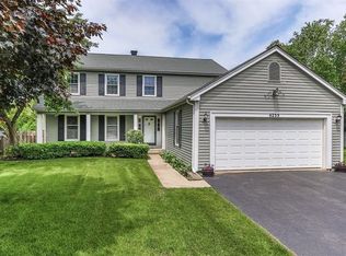 4235 N Salem Dr, Arlington Heights, IL 60004