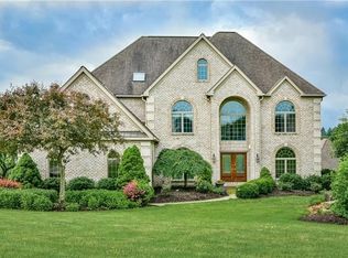 207 Huch Farm Ln, Mars, PA 16046