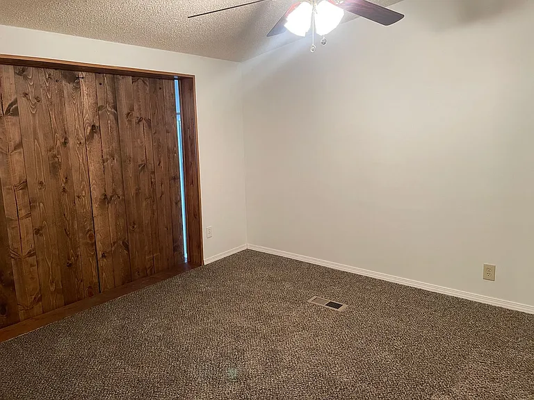 4431 Road 6.5 NE — Photo 15