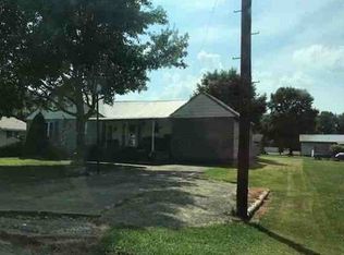 208 Midway Dr, Letart, WV 25253