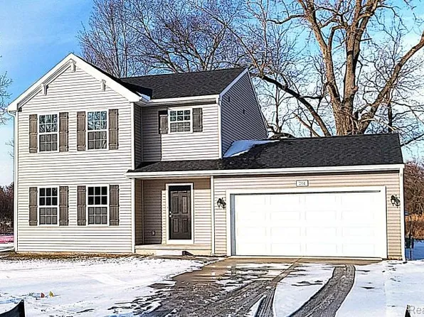 204 Kingsberry Dr, Blissfield, MI 49228