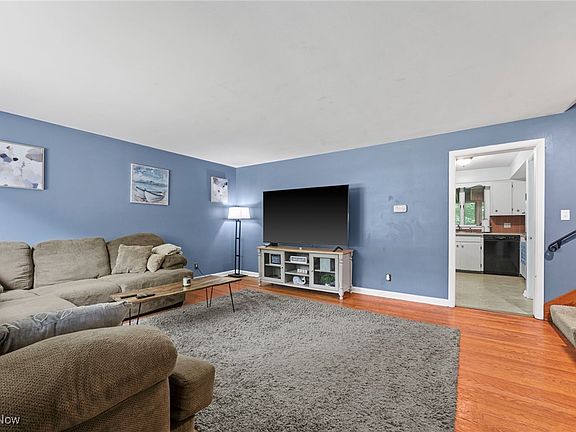 4th image of 7364 Sylvan Dr