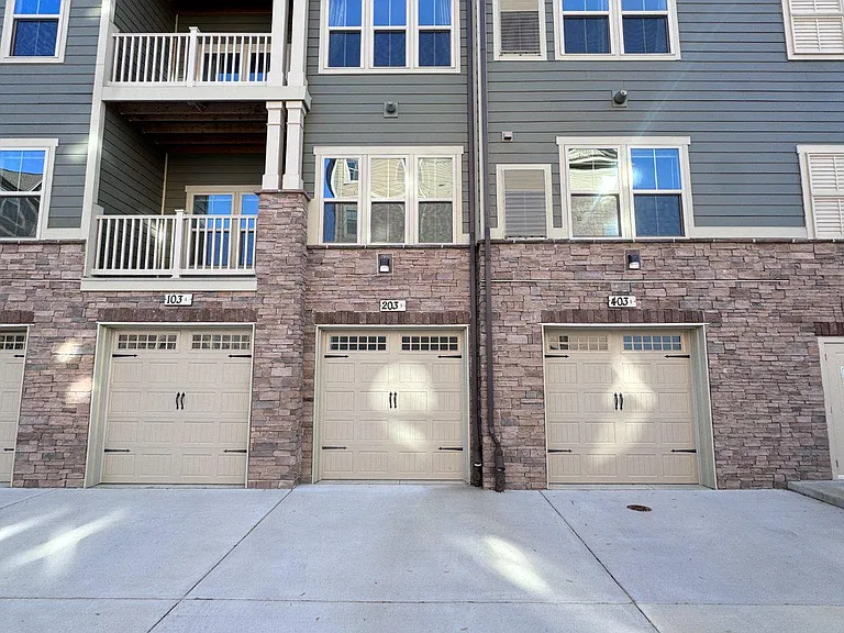 3422 Angelica Way #203 — Photo 3