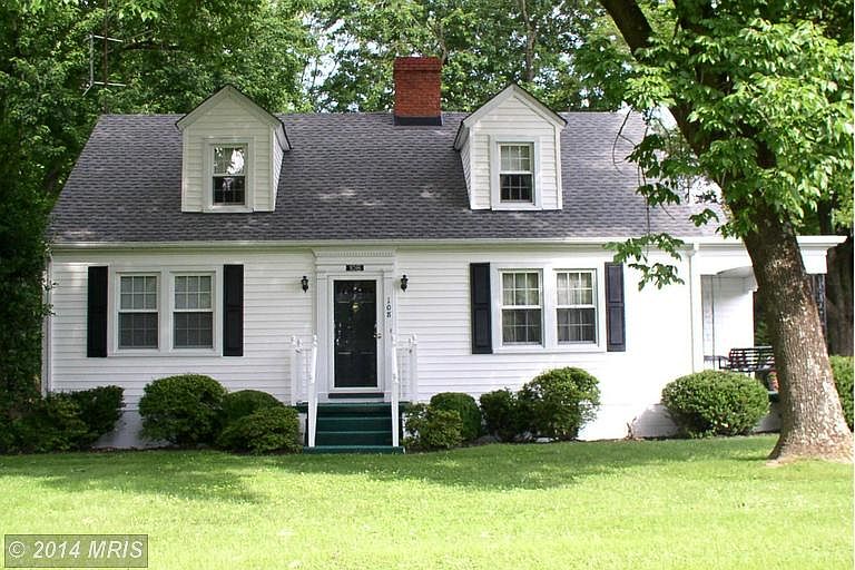 1st image of 108 Loch Lane Dr