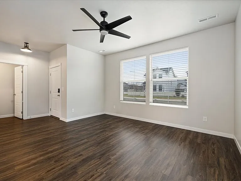 4973 W Marysville St — Photo 3