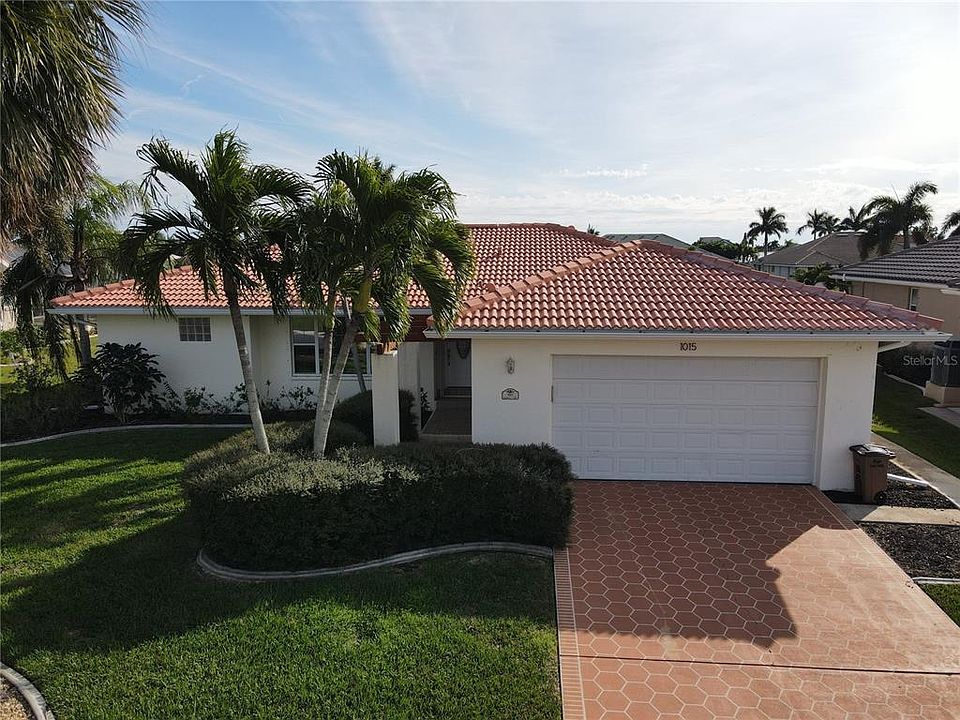 1st image of 1015 Lucia Dr