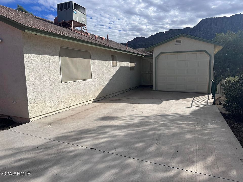 2nd image of 90 N SAN PEDRO Street