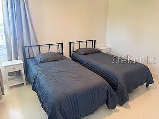 181 Beeney Rd SE — Photo 9