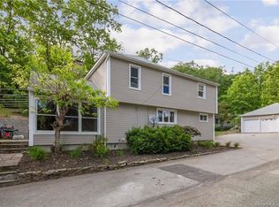 72 Bates Ave, Putnam, CT 06260