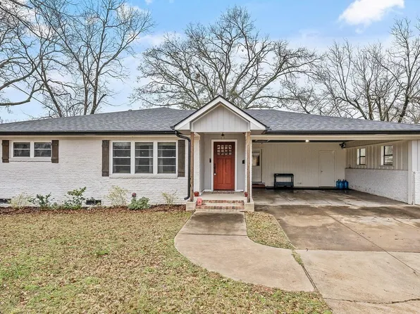 815 Circle Dr, Jacksonville, TX 75766