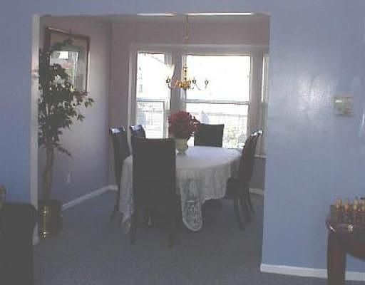 4th image of 3208 Monument Dr