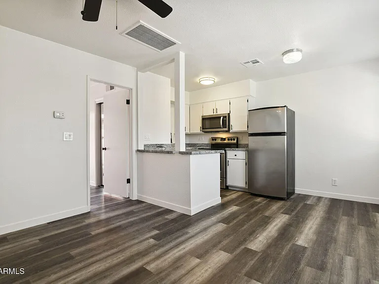 2209 S Granada Dr #C — Photo 1