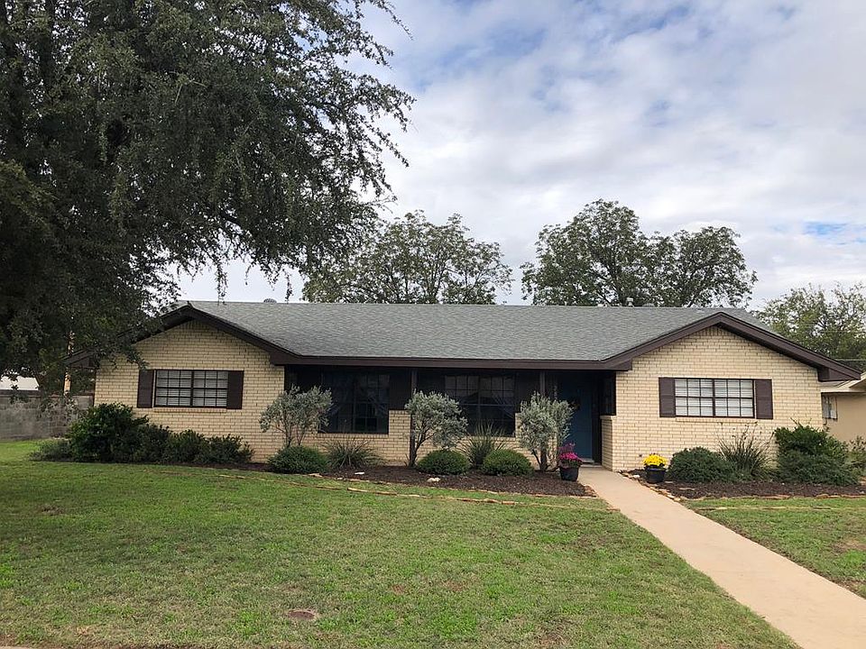 1st image of 2824 Metz Dr