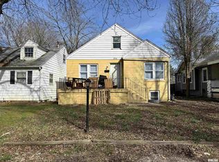 2716 S Price Ave, Springfield, IL 62704