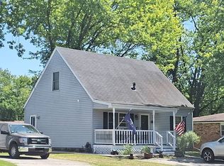 611 S 23rd St, Chesterton, IN 46304
