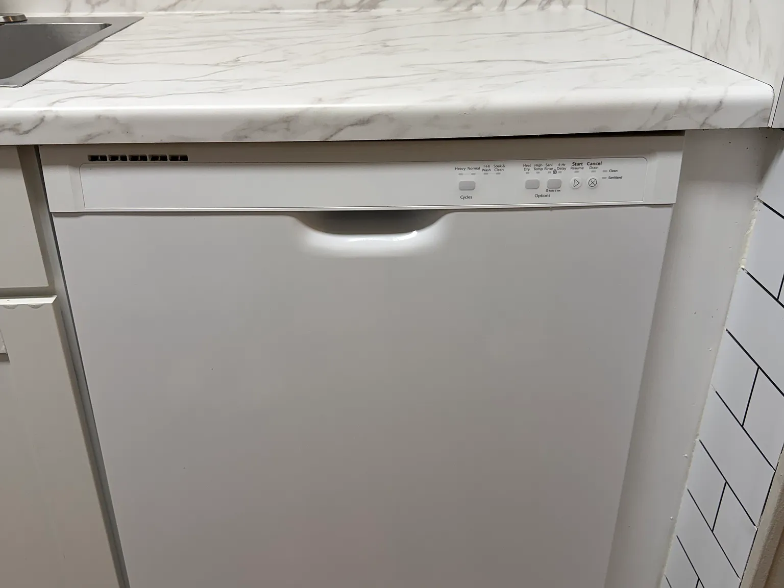 1 bed, 650 sqft, $1,400 — Photo 3