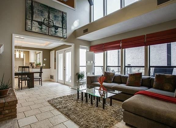 4th image of 17107 Vinland Dr