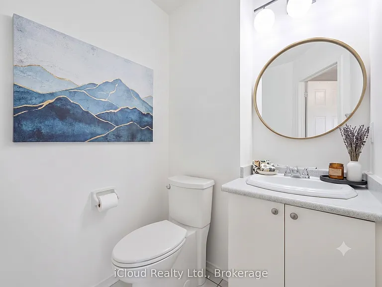 110 Glenashton Dr — Photo 13