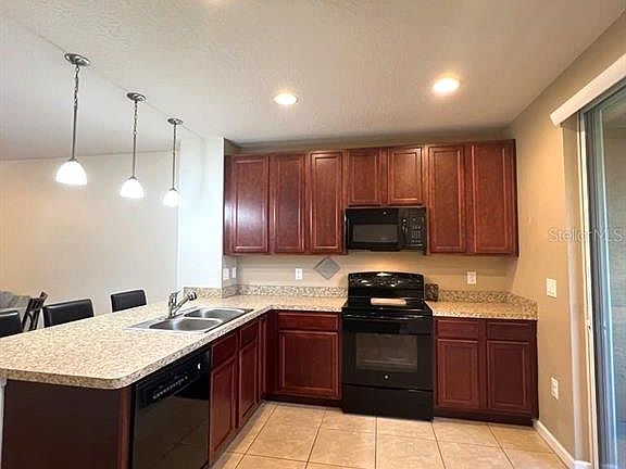 3rd image of 1162 CHELSEA DRIVE