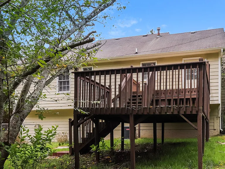28 Doe Ln — Photo 20