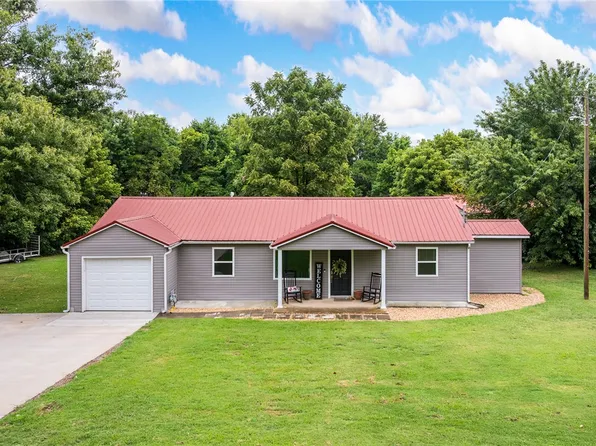 3216 Salmon Ln, Harrison, AR 72601