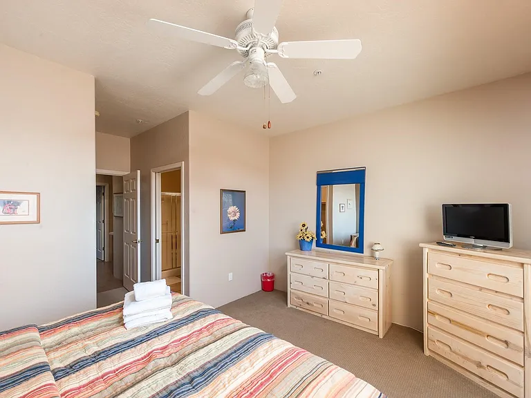 601 Desert Sage Ln — Photo 14