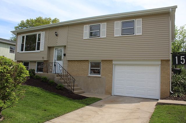 1st image of 15415 Warwick Dr
