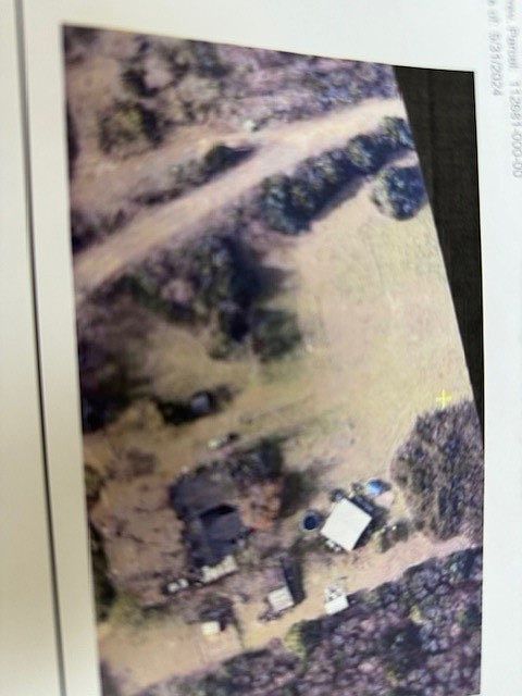 2nd image of 16384 Holcombe School Rd