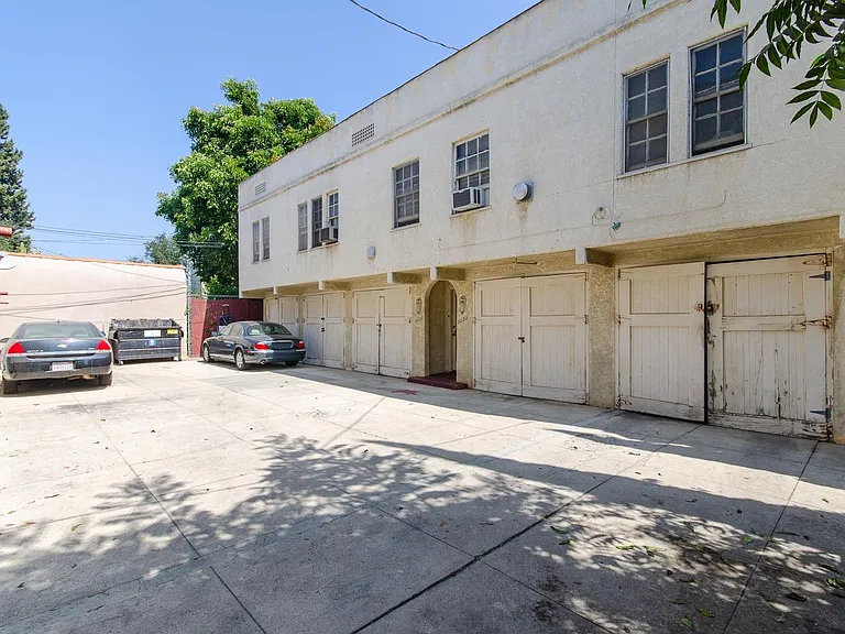 4th Ave 6Plex — Photo 24