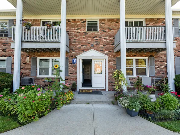 51 Fairharbor Drive #51, Patchogue, NY 11772