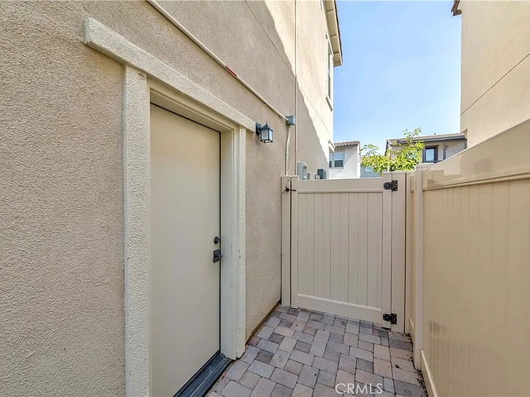 11850 Harvest Dr — Photo 45