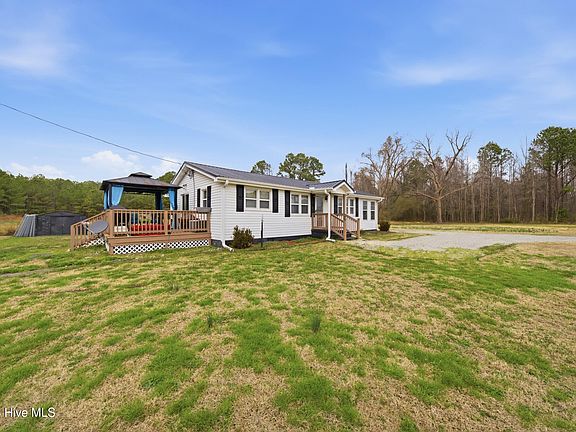 2nd image of 925 Sandy Ridge Road # B