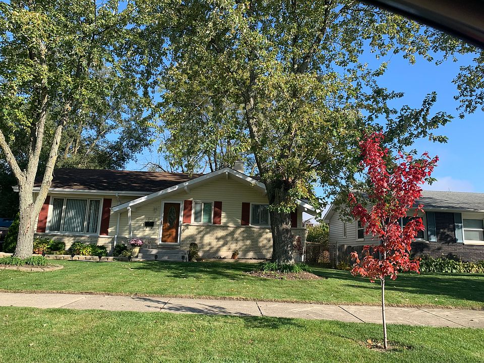2nd image of 3231 Rugby Ct