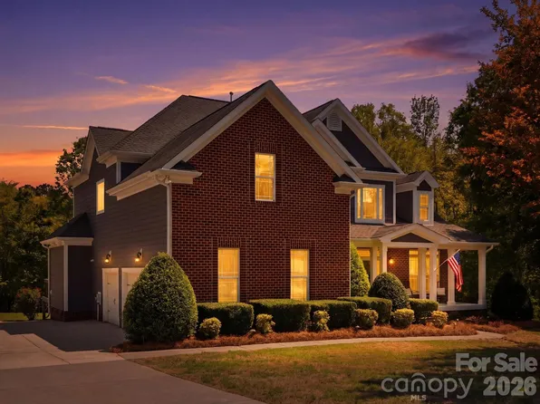 188 Carolina Crossing Dr, York, SC 29745