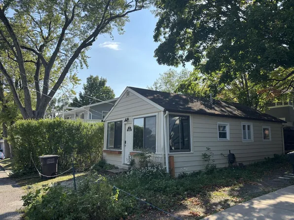 158 Big Foot STREET, Fontana, WI 53125